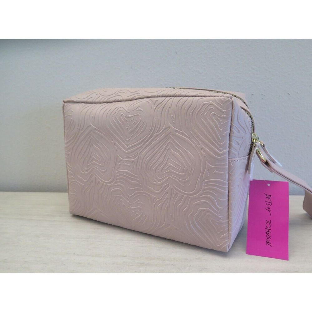 Betsey Johnson CBJ-1056 Women's Rose Pink Double Zip Weekender Bag $68 - Picture 2 of 11